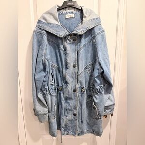 Light Wash Denim Hooded Jacket - Casual Women’s Coat
